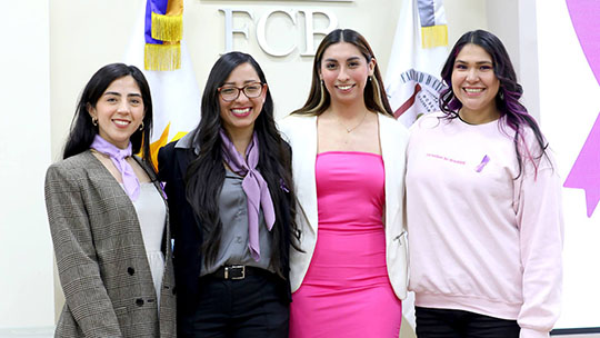 Vencen alumnas de FCB retos de la ciencia