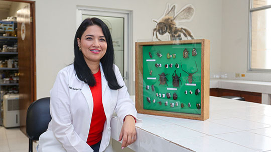 Es Violeta Rodríguez una apasionada de la biología